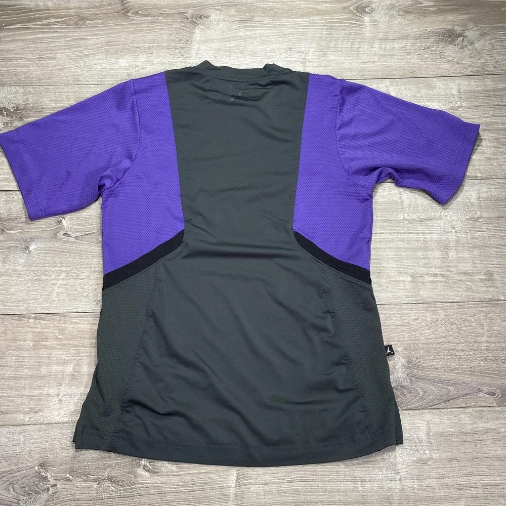 Jordan Training Shirt Mens Small Black Purple‎ Dri-FIT Crew Jumpman 383534-060